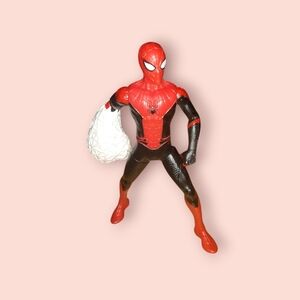 Hasbro Spiderman Far From Home Web Puch Spiderman Action Figure